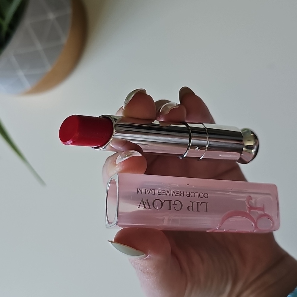 Dior Addict Lip Glow Balm in Red Bloom - Picture 4 of 5